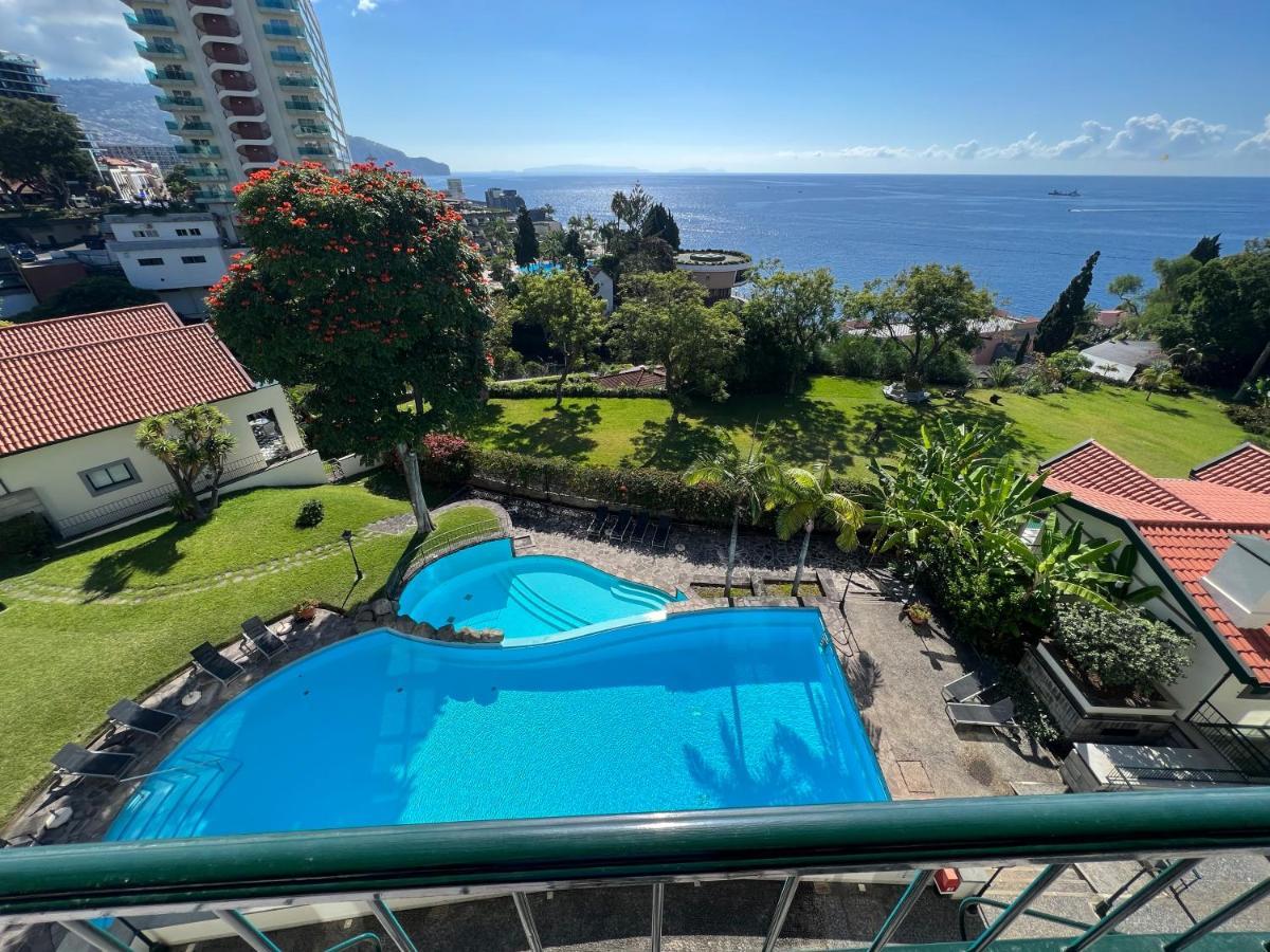 Luxury Oceanfront At Reid'S Gardens Apartment Funchal  Exterior foto