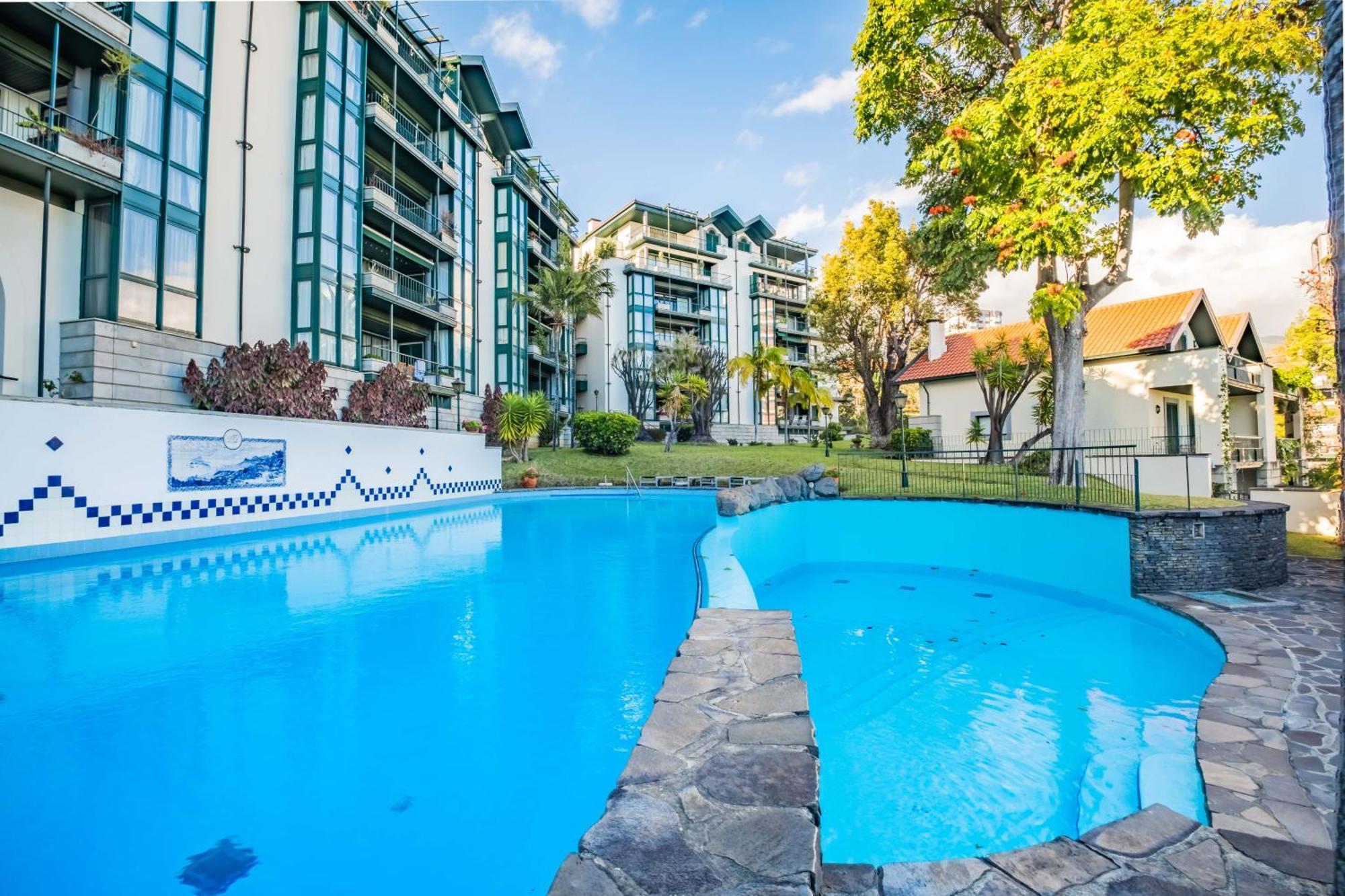 Luxury Oceanfront At Reid'S Gardens Apartment Funchal  Exterior foto